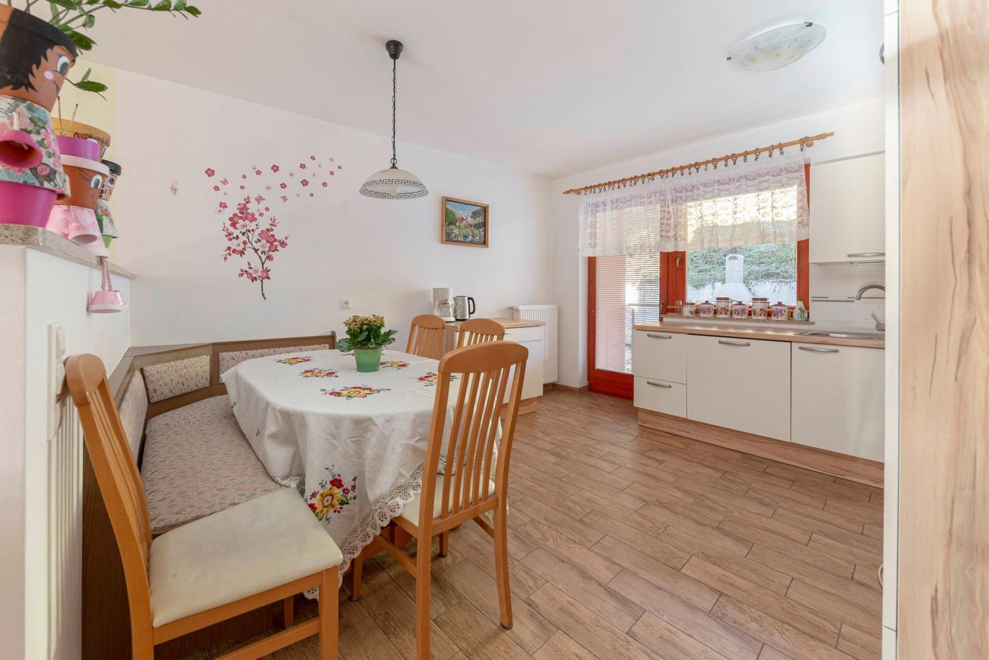Apartment Pr' Kavac Rateče Buitenkant foto
